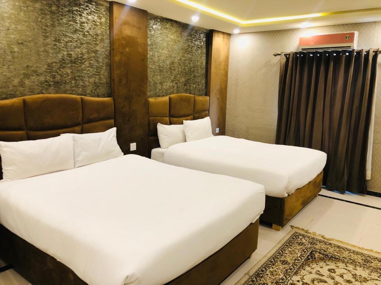 Blue Moon Continental Hotel Islamabad Eksteriør billede