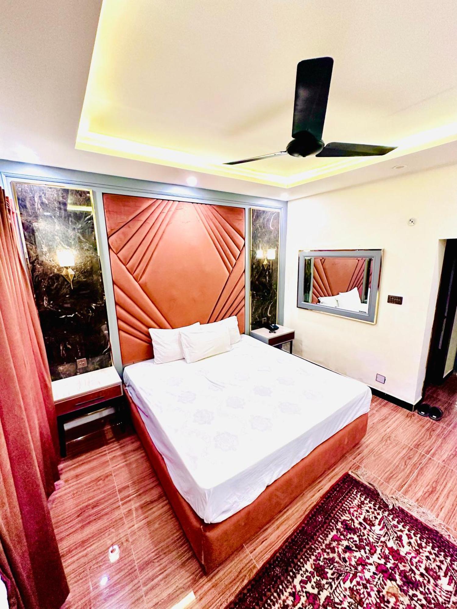Blue Moon Continental Hotel Islamabad Eksteriør billede