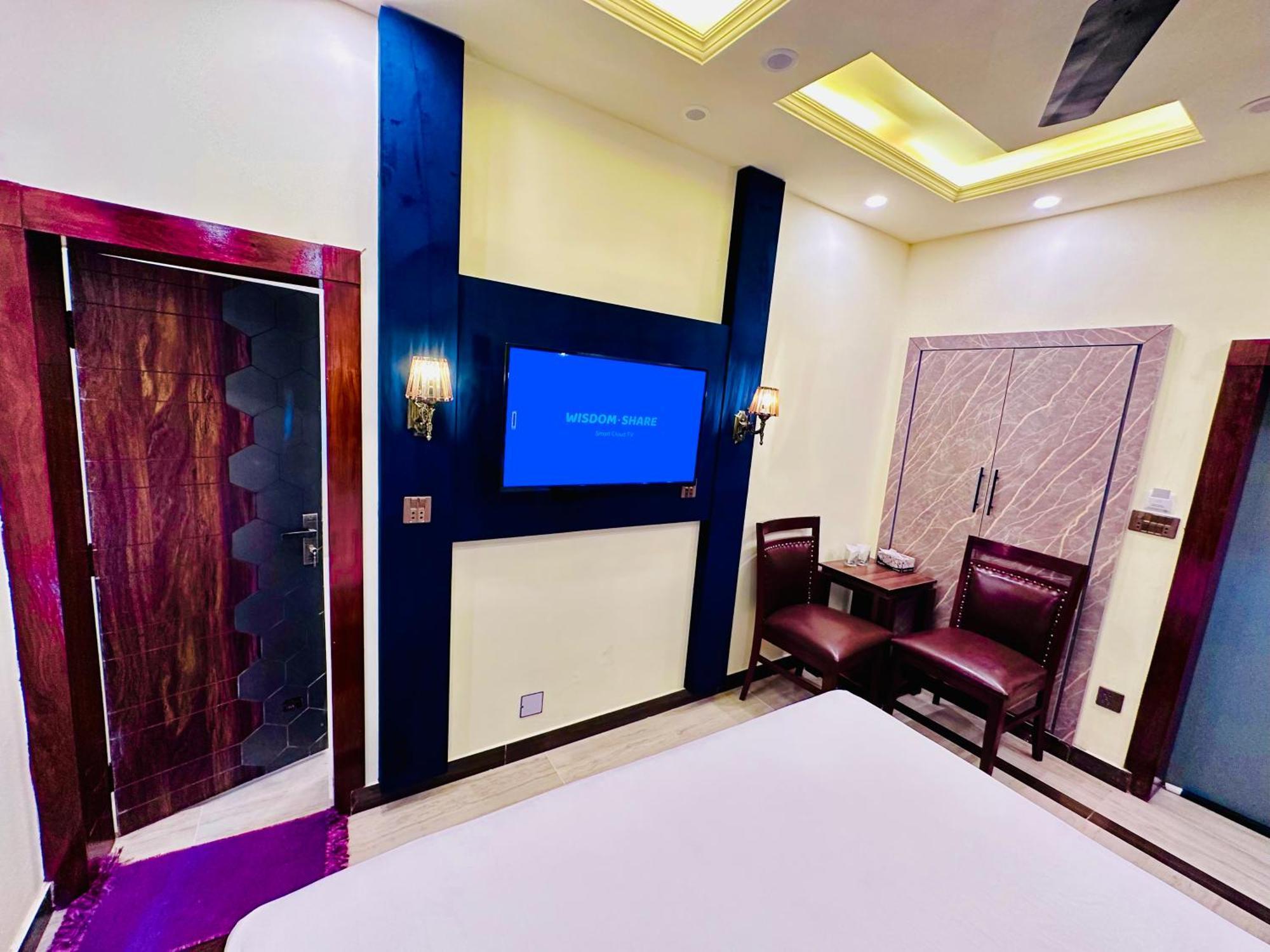 Blue Moon Continental Hotel Islamabad Eksteriør billede